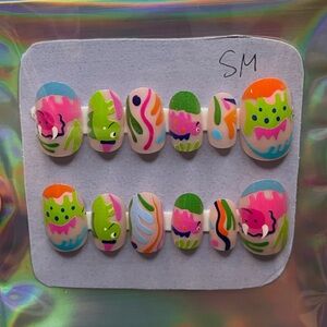 Press on nails Colorful dinosaur party Small